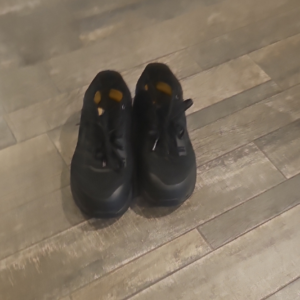 Keen Women's Black Steel Toe Shoes